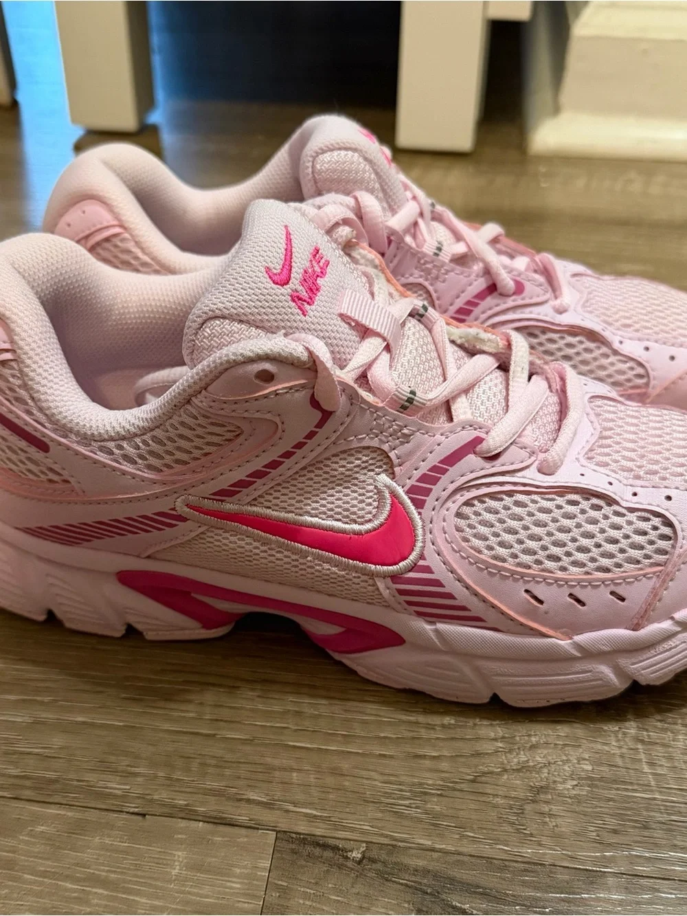 Nike V5 runner shoes